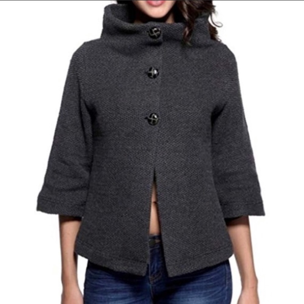 ** SOLD ** Grey sweater